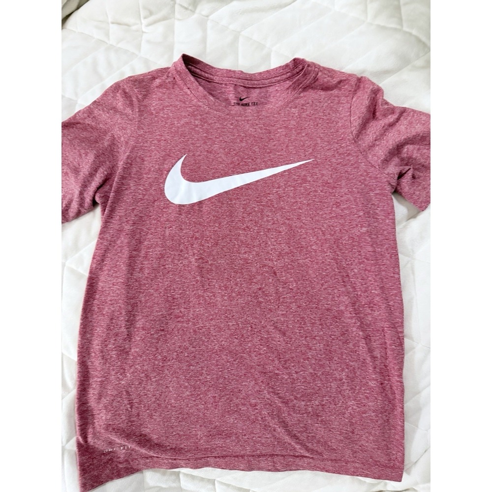 Nike‎ Youth Small Red/White Athletic Tshirt